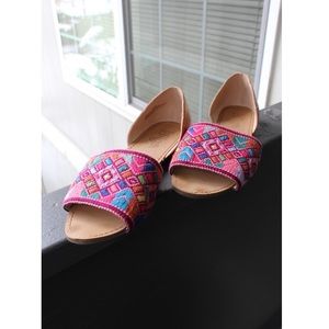 Latigo Genuine Leather Embroidered Flats